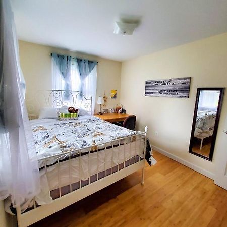 5 Star Room2/Close To Everything/5 Min Walk Metro/Rockville Town Center Exterior photo