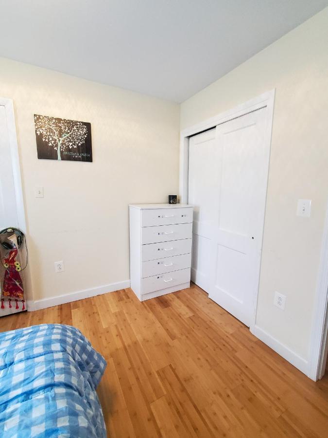 5 Star Room2/Close To Everything/5 Min Walk Metro/Rockville Town Center Exterior photo